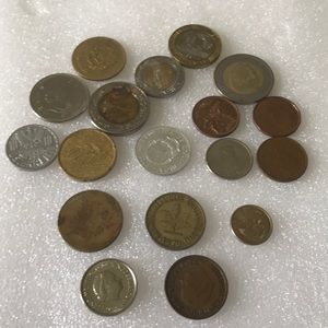 International coins (18)